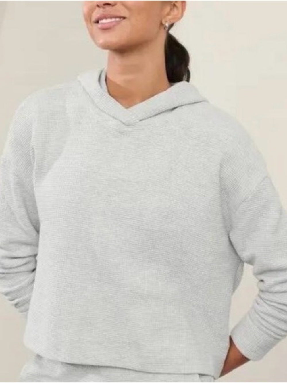 Athleta Women's Light Gray Hooded Waffle Knit Cropped Sweater size Large
